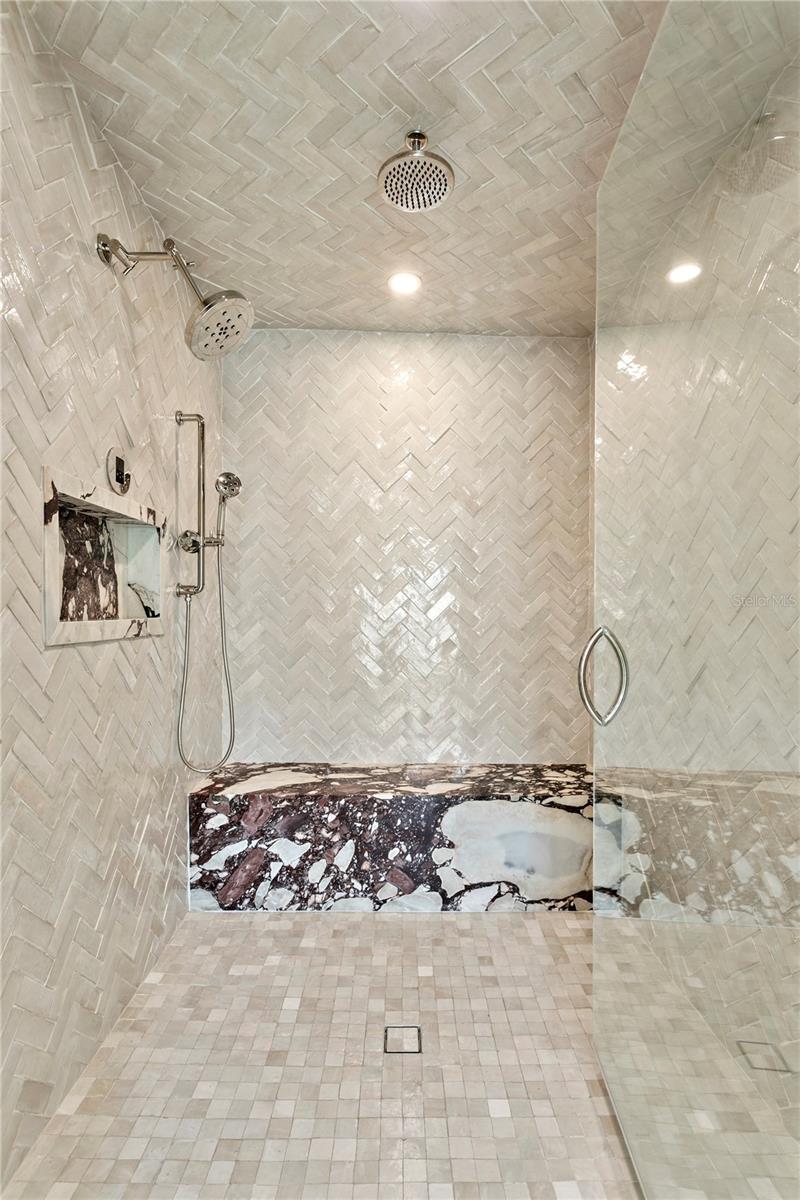 TROPICAL SHORES 3RD ADD - Residential