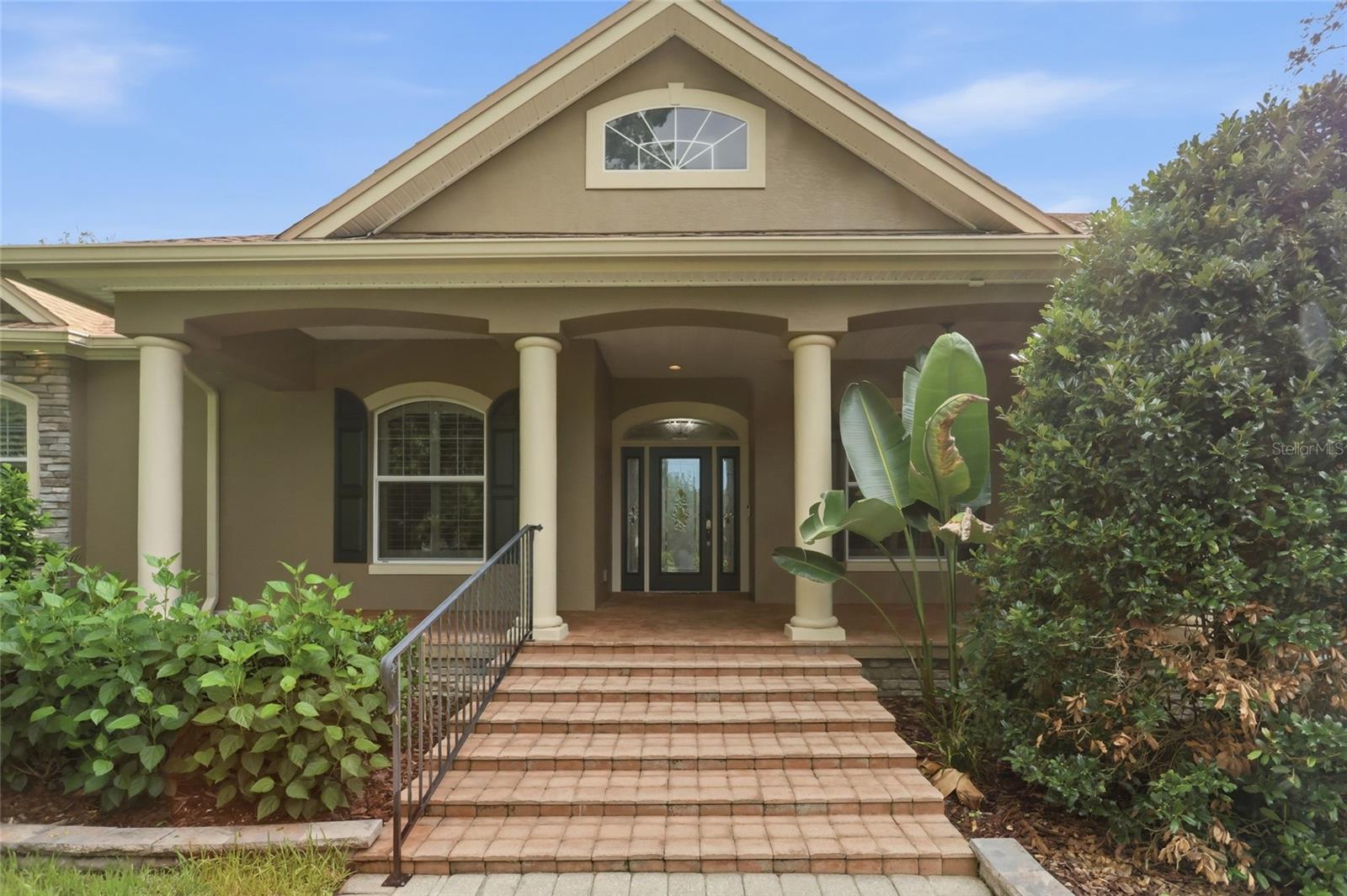 2920 CHICKASAW CIRCLE