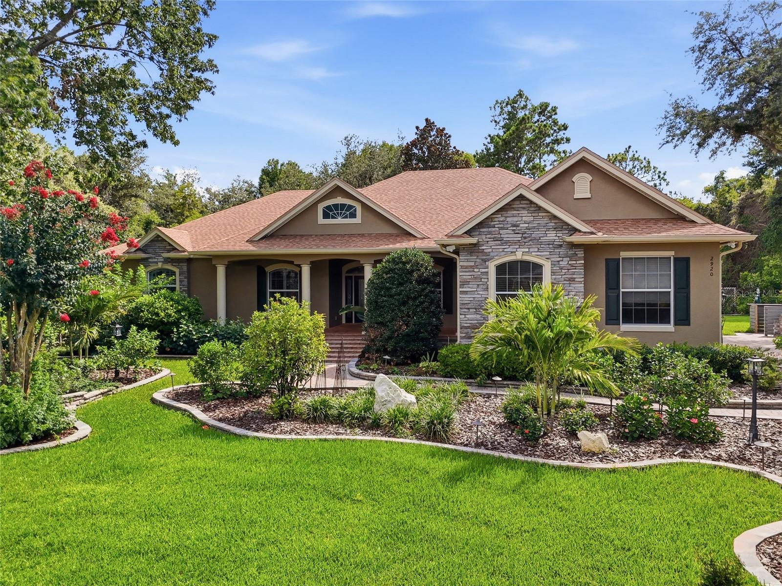 2920 CHICKASAW CIRCLE