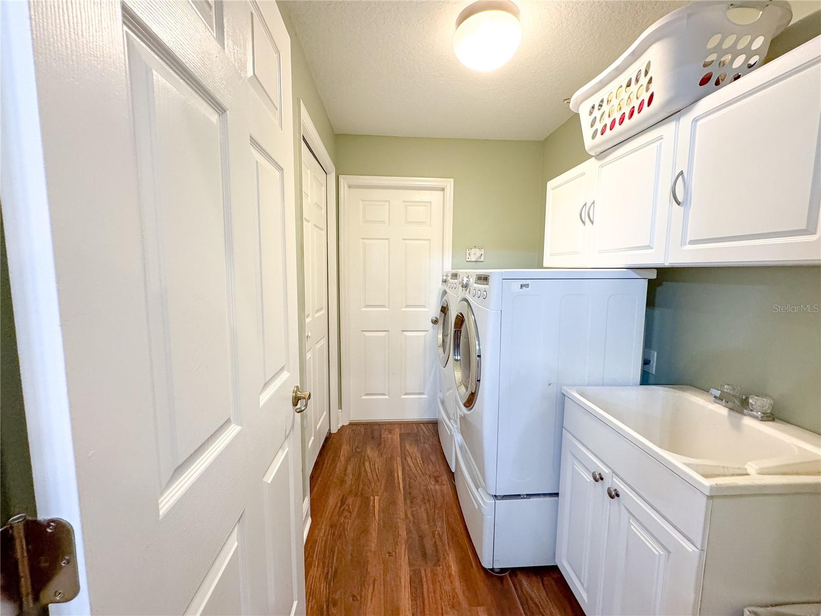 SILVER MDWS NORTH - Residential