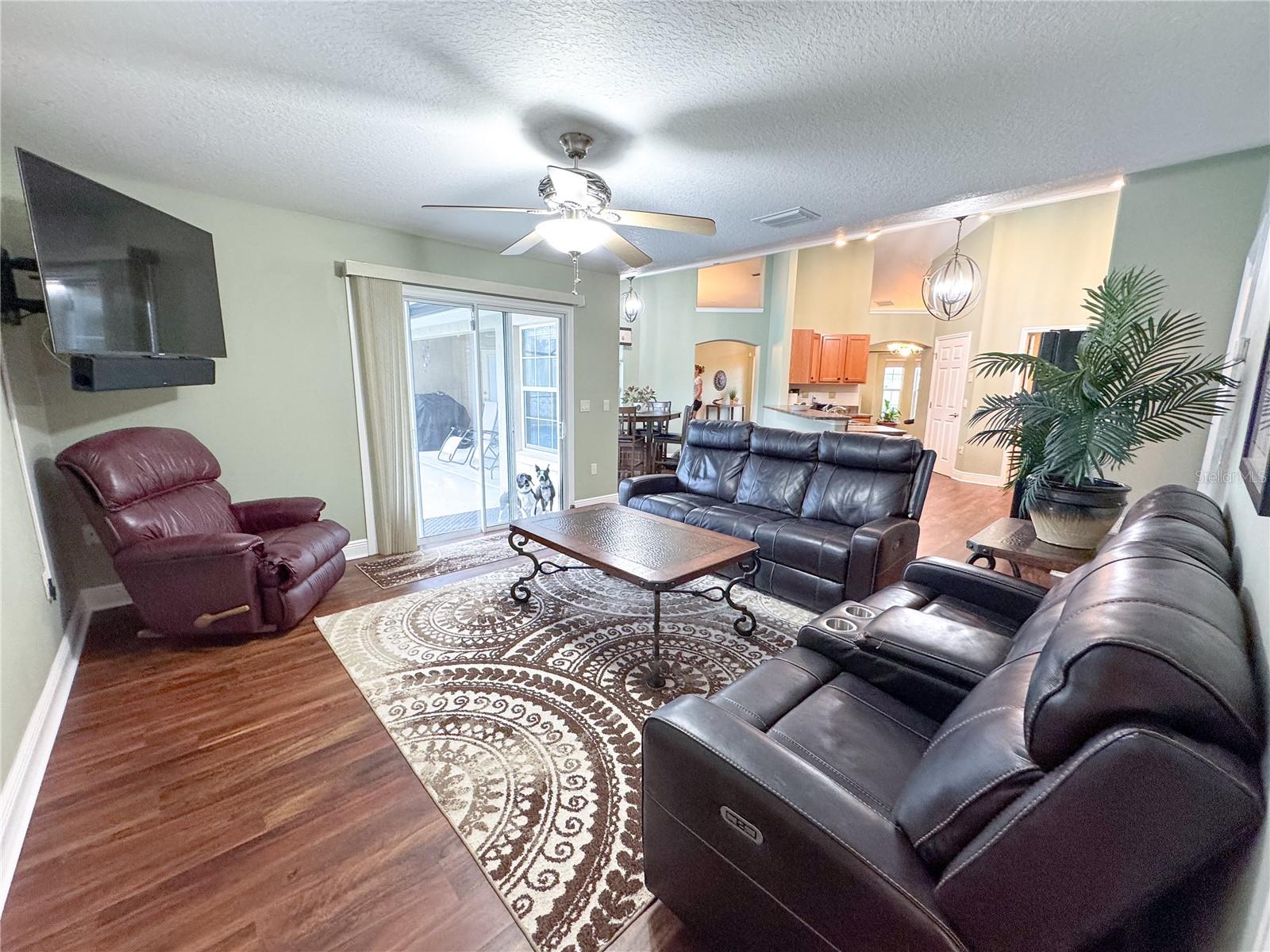 SILVER MDWS NORTH - Residential