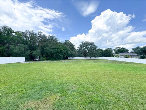 Tiny photo for 6282 NE 61st Avenue Road, Silver Springs, FL 34488 (MLS # OM705057)