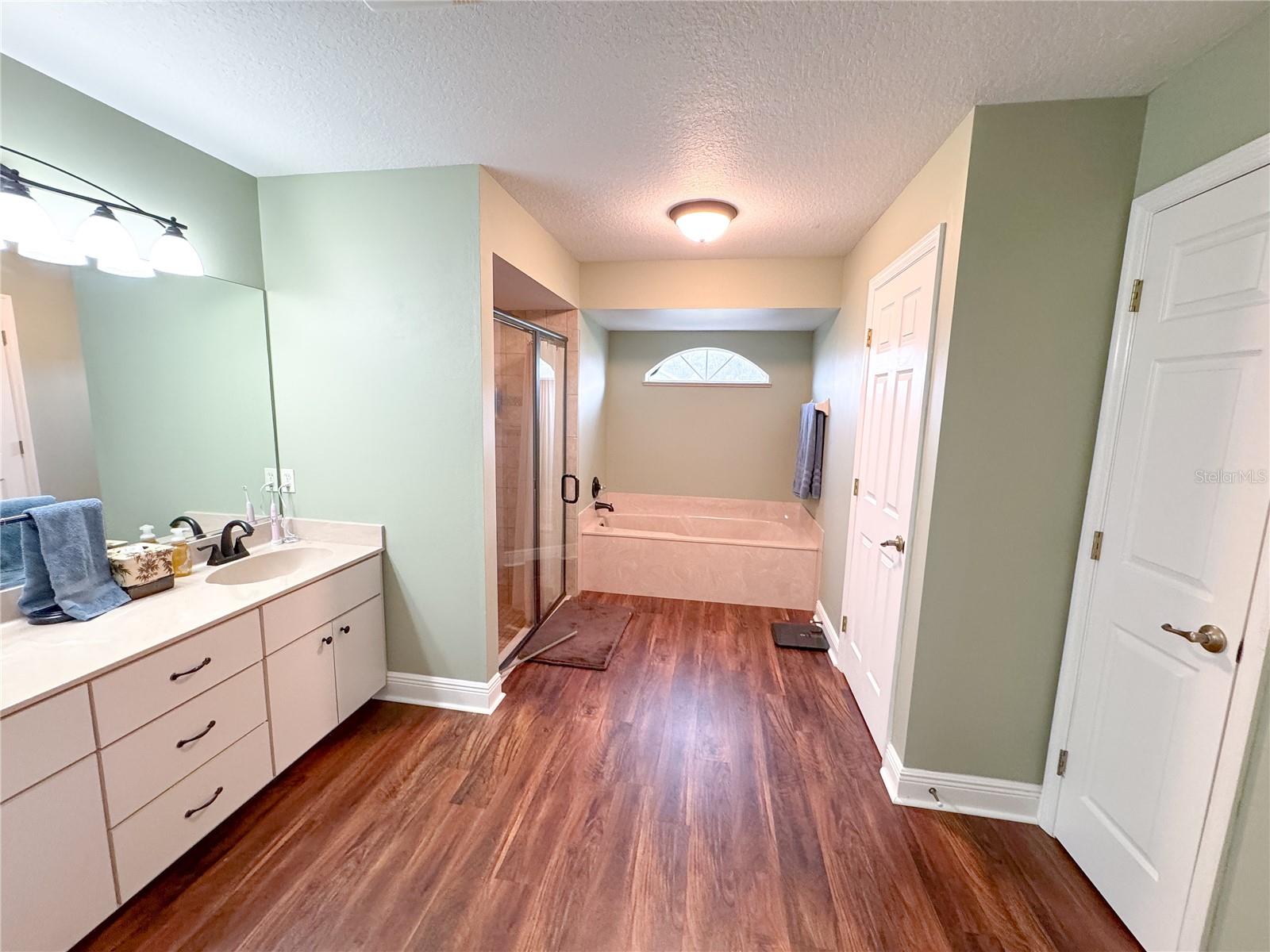 SILVER MDWS NORTH - Residential