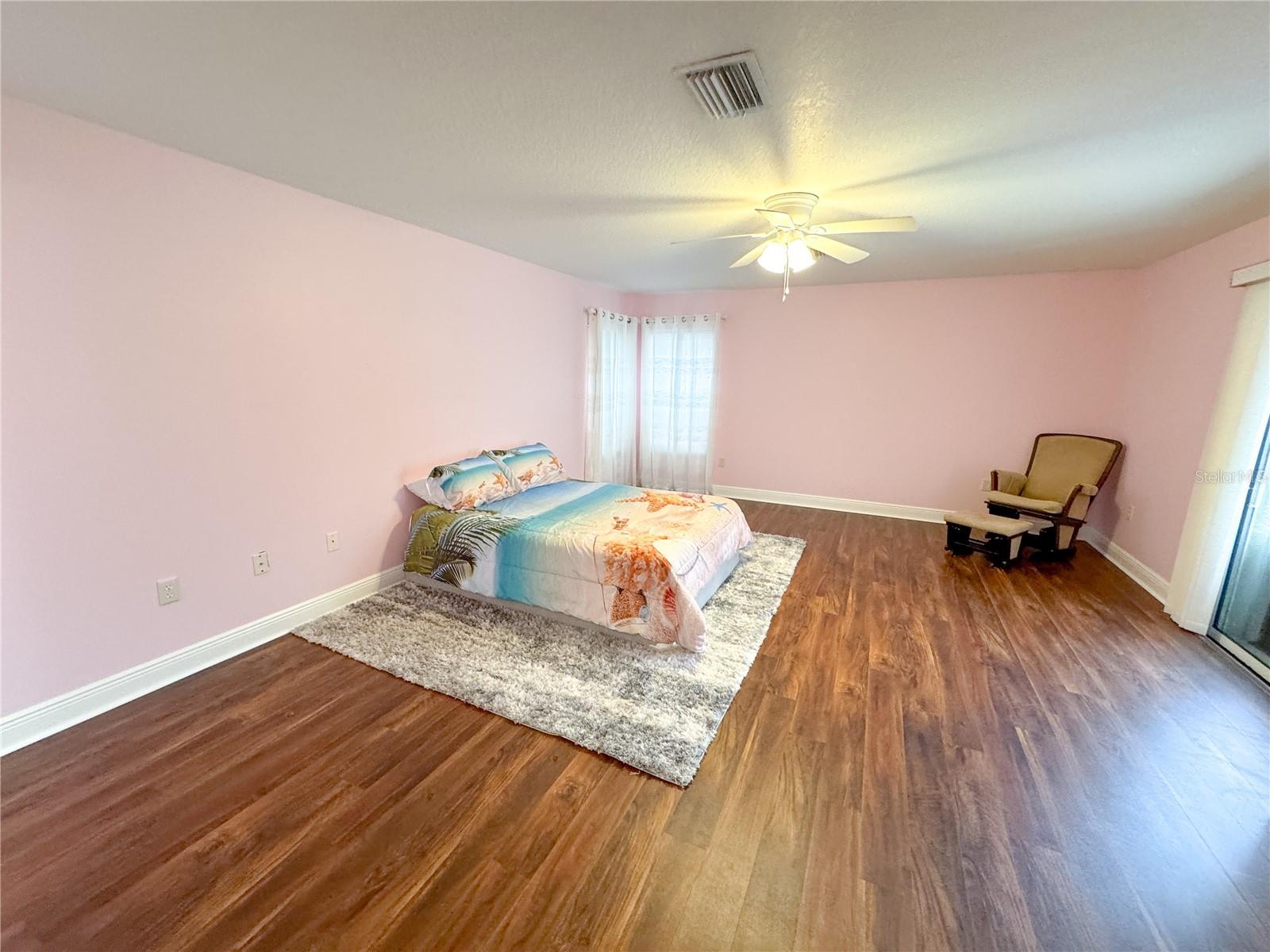 SILVER MDWS NORTH - Residential