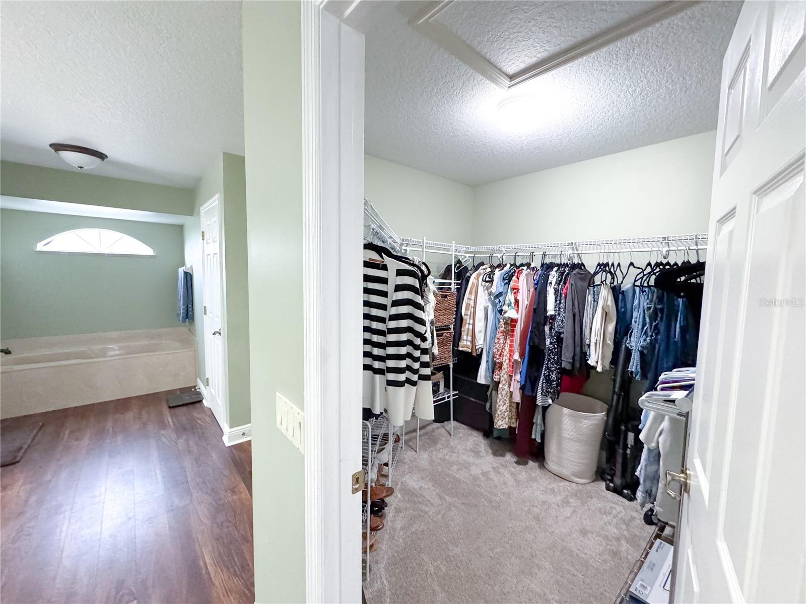 SILVER MDWS NORTH - Residential