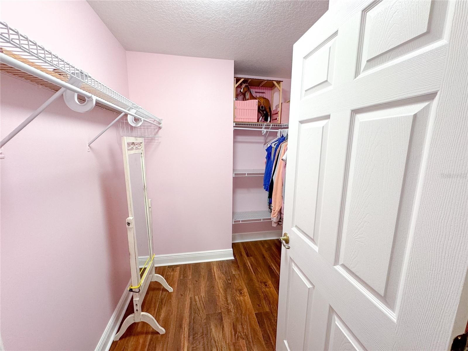 SILVER MDWS NORTH - Residential