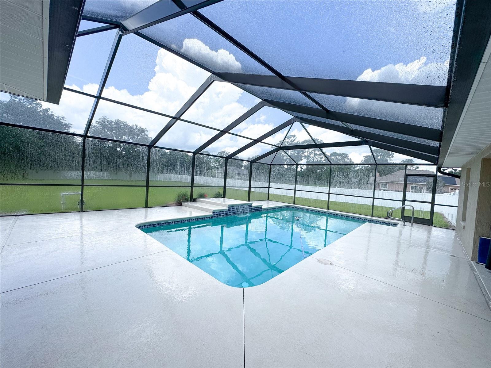 SILVER MDWS NORTH - Residential