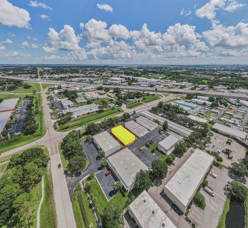 Photo of 6186 126th Avenue, Largo, FL 33773 (MLS # TB8418775)