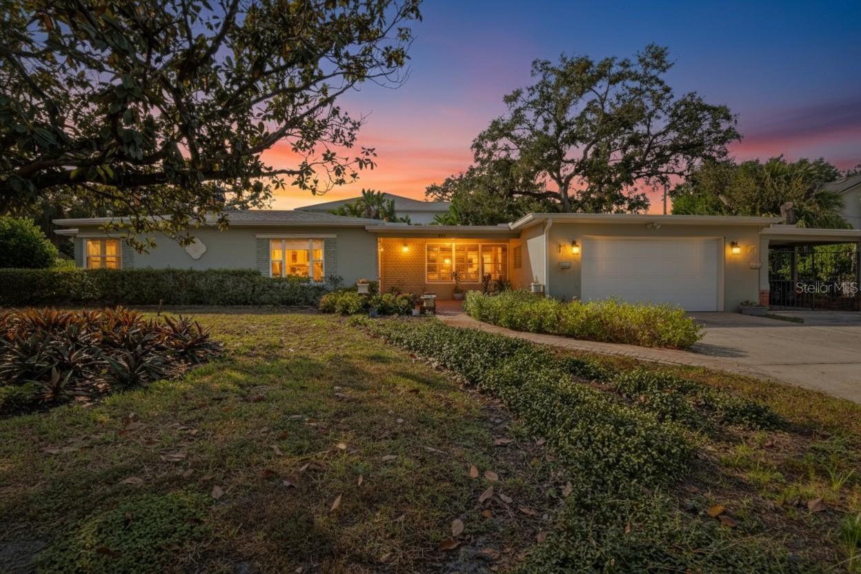 SUNSET PARK - Residential Lease