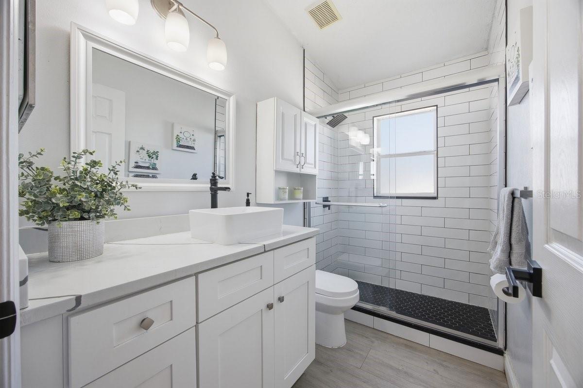 HUNTERS CREEK TR 140 PH 03 - Residential Lease