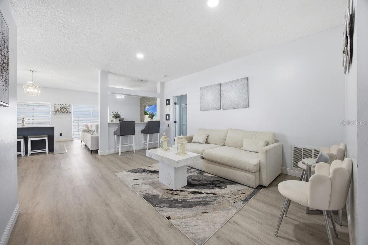 HUNTERS CREEK TR 140 PH 03 - Residential Lease