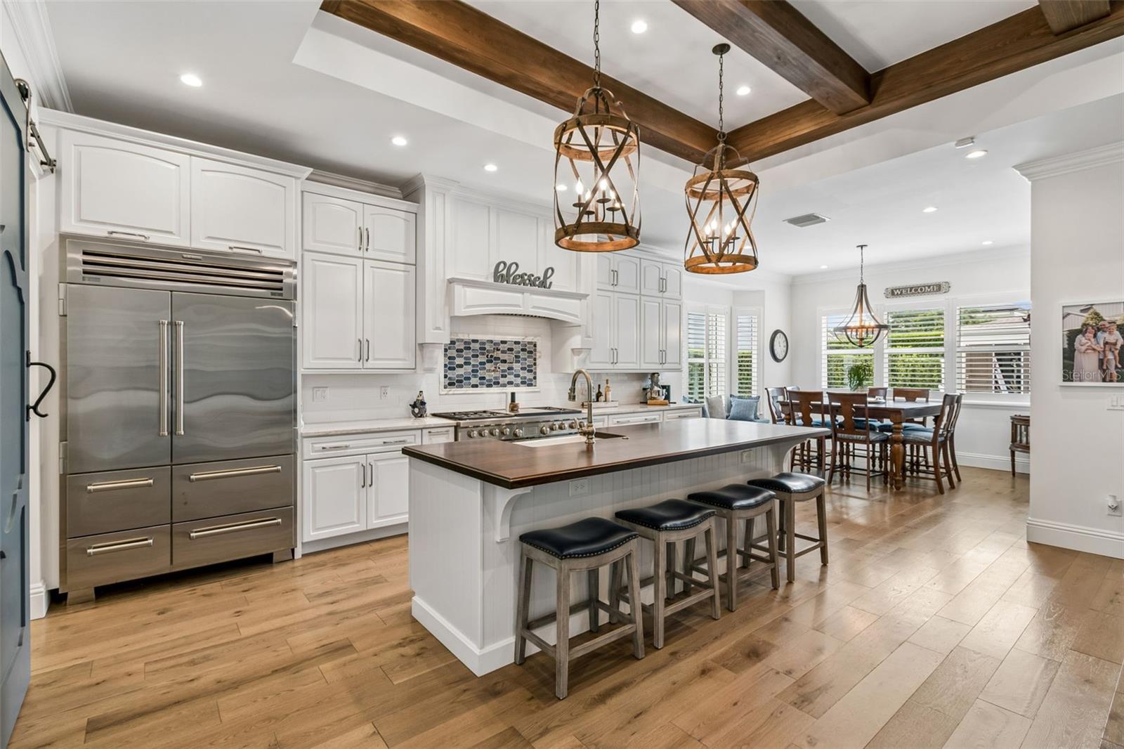 LAKE FOREST PARK - Residential