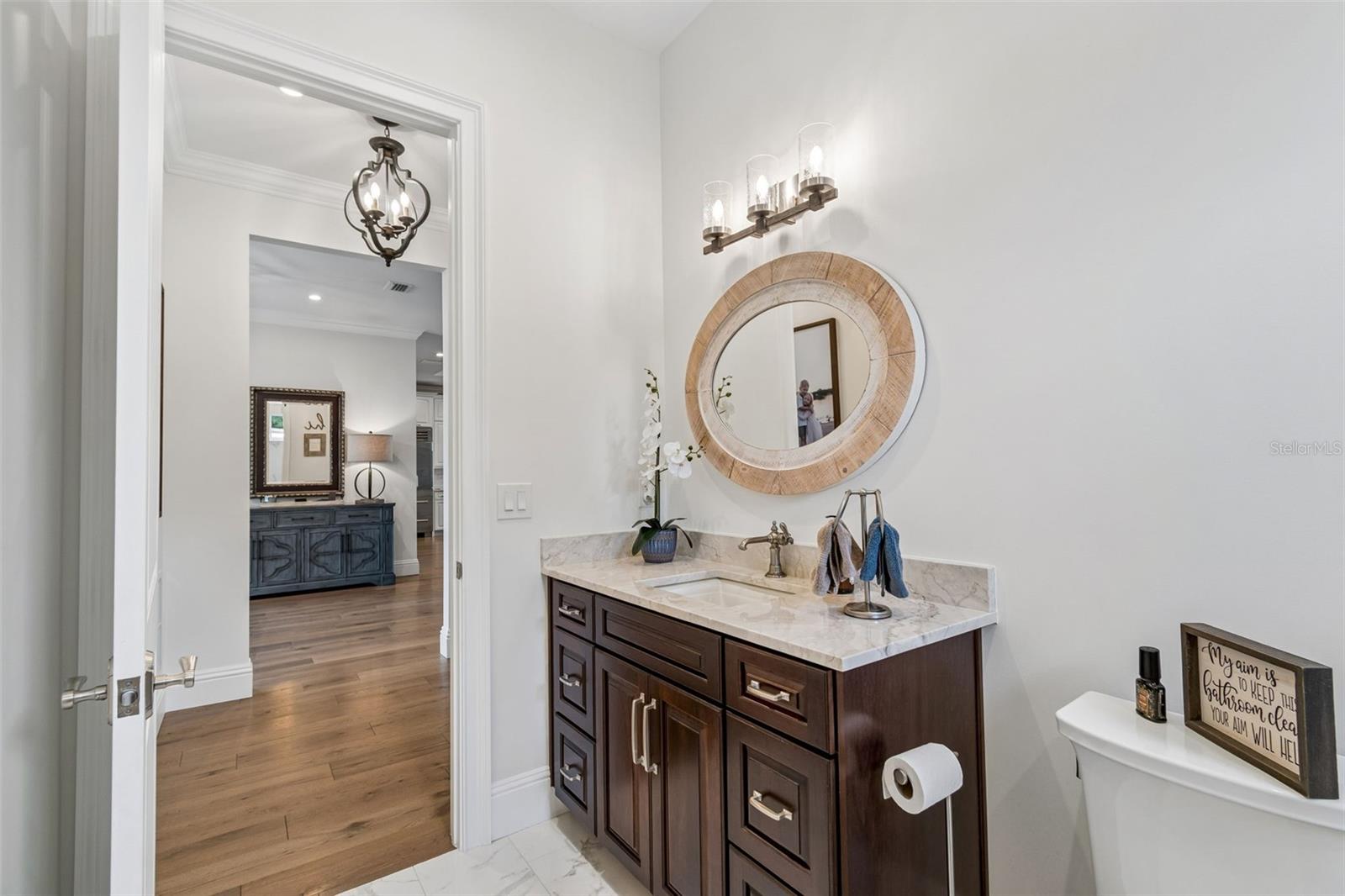 LAKE FOREST PARK - Residential