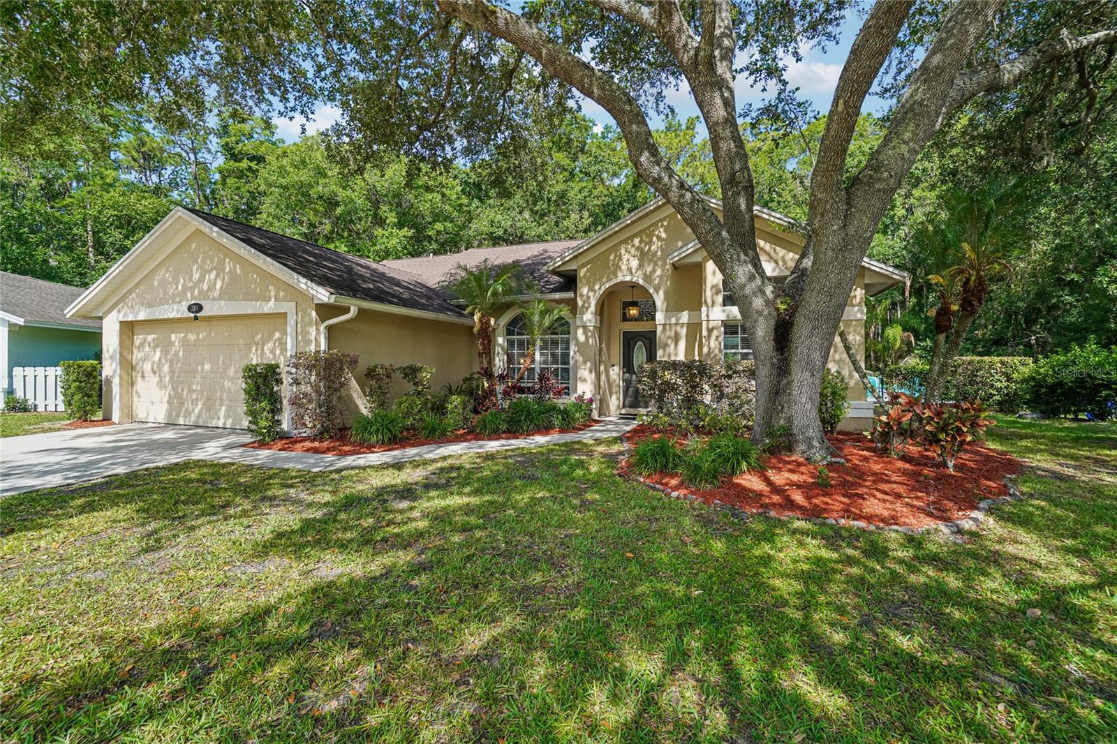 3319 LAURELWOOD COURT