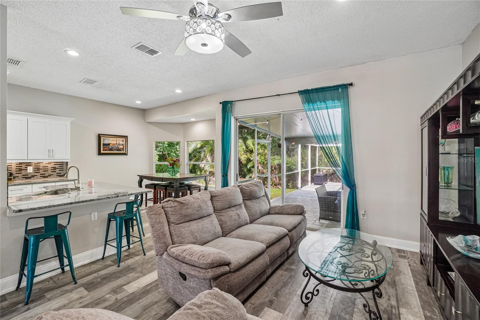 FIELDSTONE VILLAGE AT WOODFIELD ADD - Residential