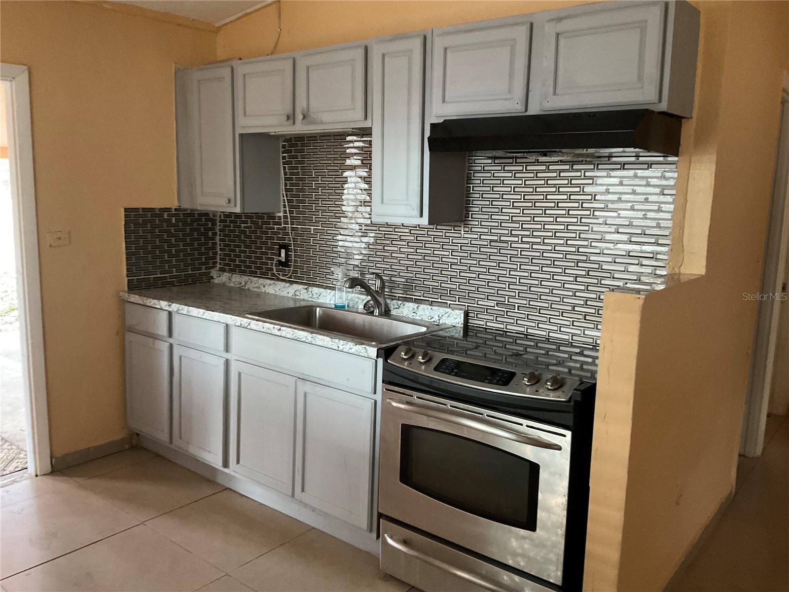 BASSWOOD INC UN 02 - Residential