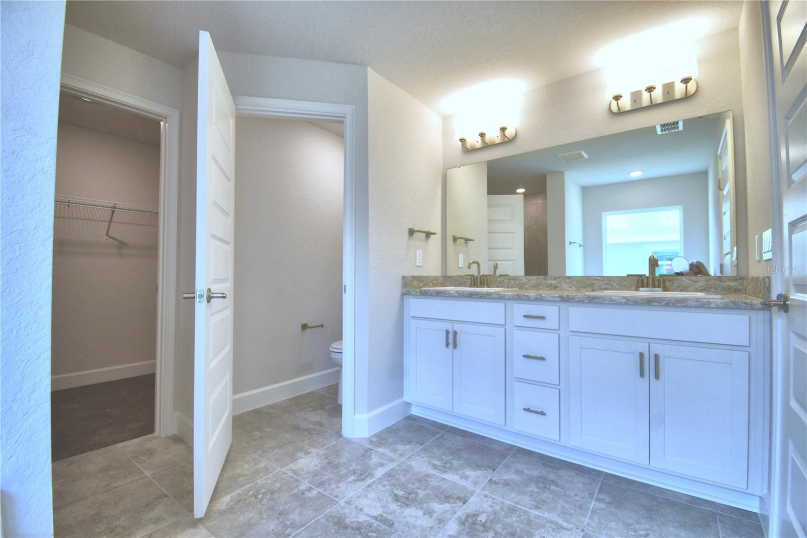 CADENCE CROSSING - Residential