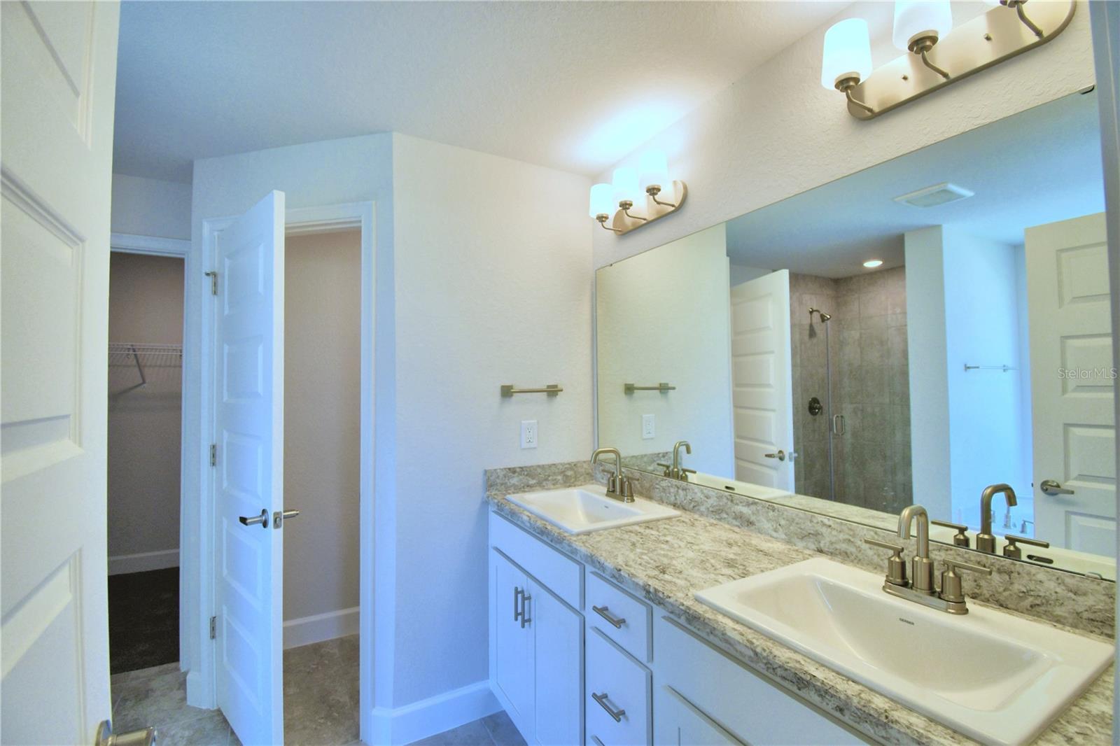 CADENCE CROSSING - Residential