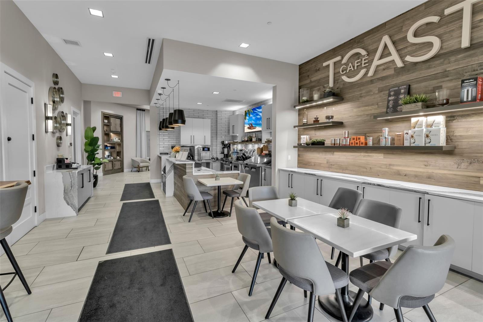AZARIO ESPLANADE PH II SUBPH C-O - Residential Lease