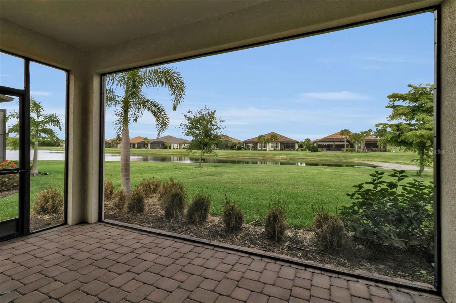 AZARIO ESPLANADE PH II SUBPH C-O - Residential Lease