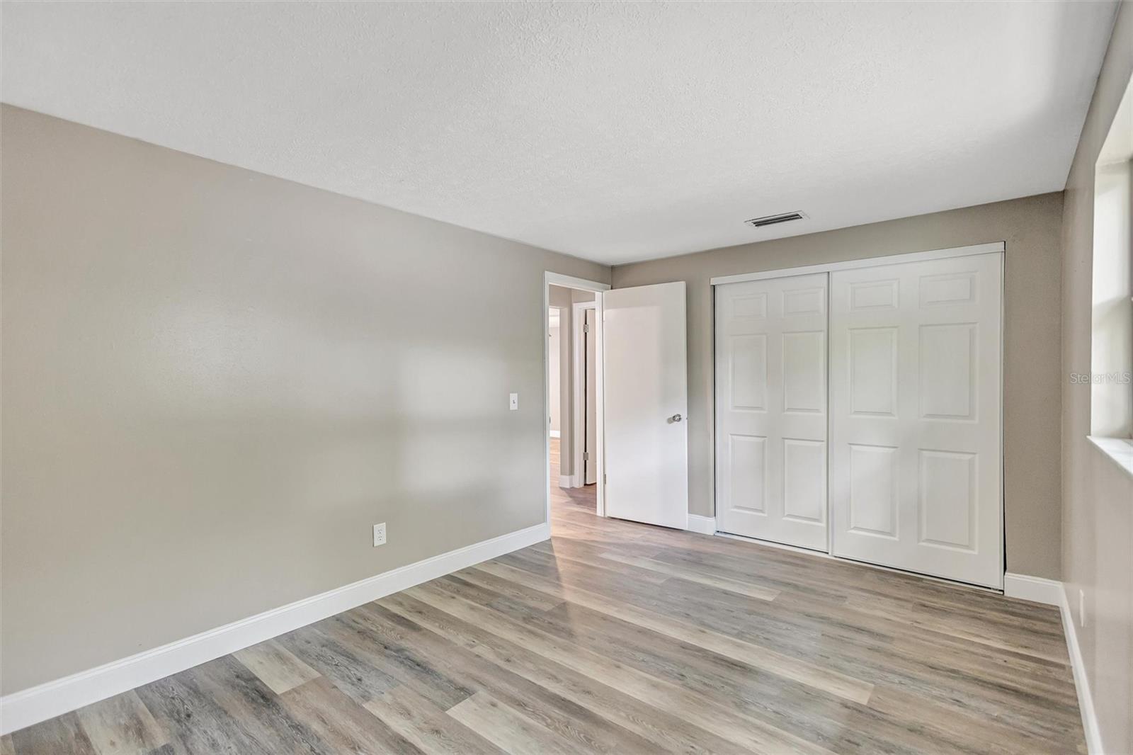 HARBOR HEIGHTS ESTATES - Residential