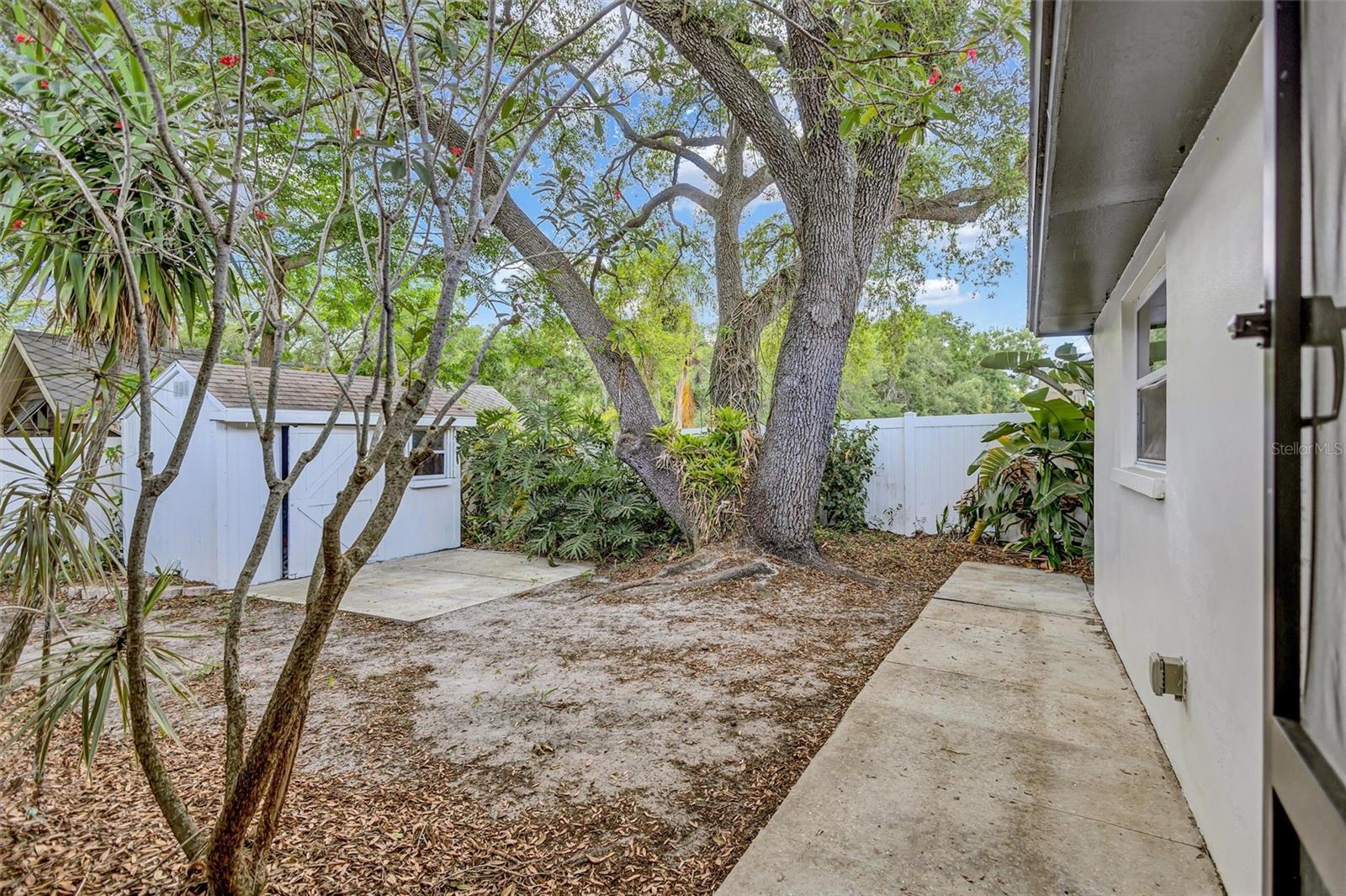 HARBOR HEIGHTS ESTATES - Residential