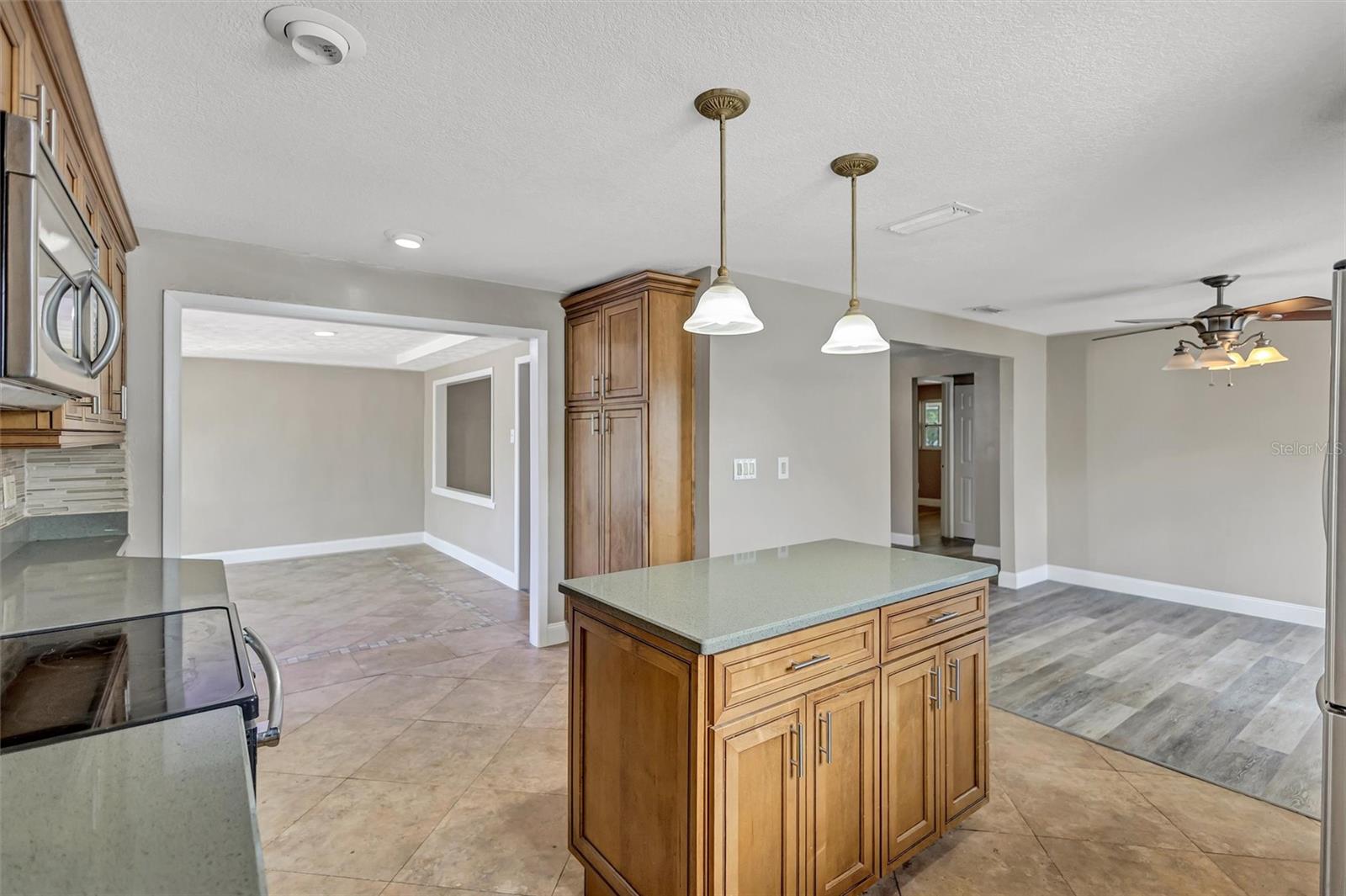 HARBOR HEIGHTS ESTATES - Residential