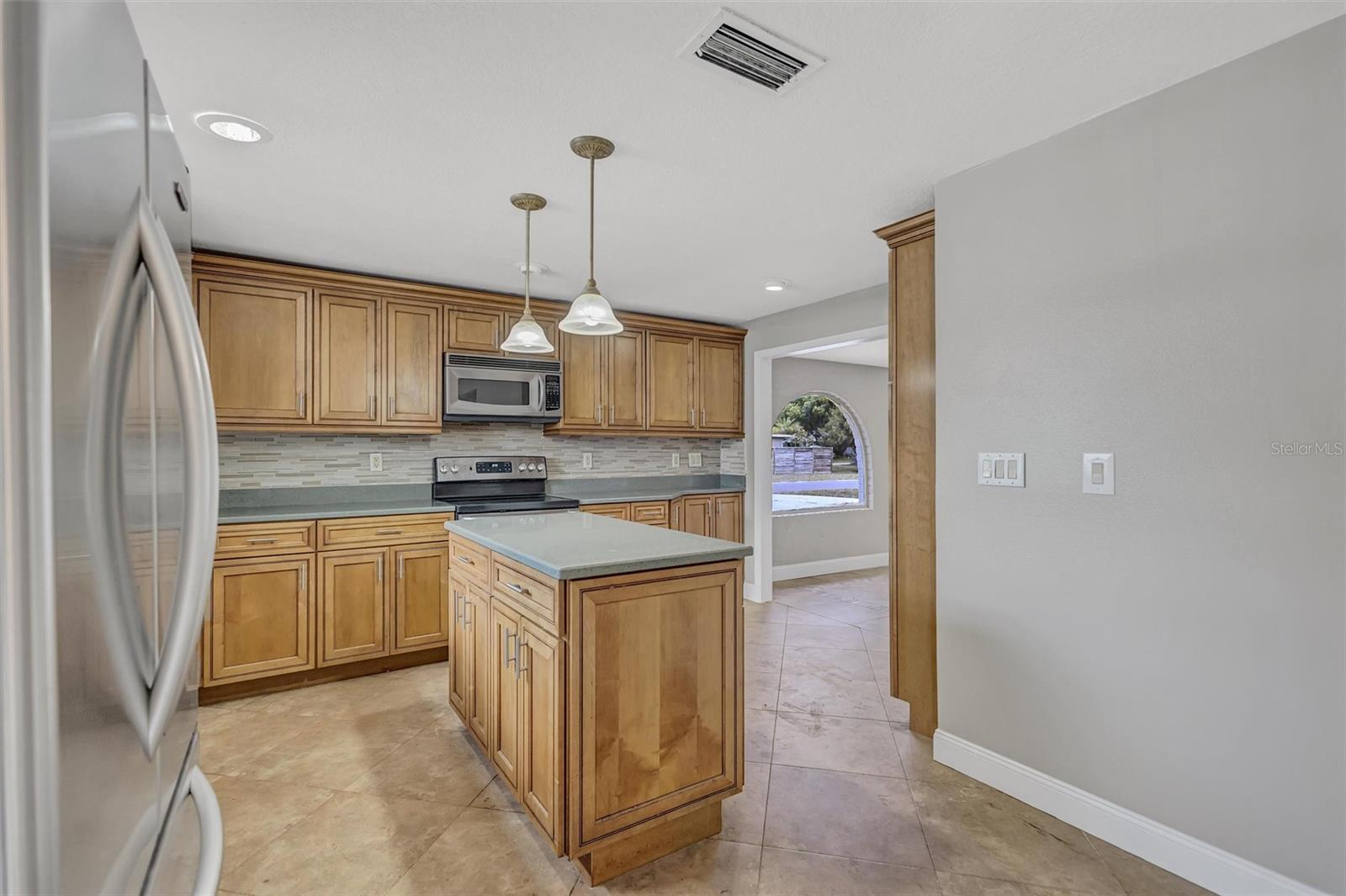 HARBOR HEIGHTS ESTATES - Residential