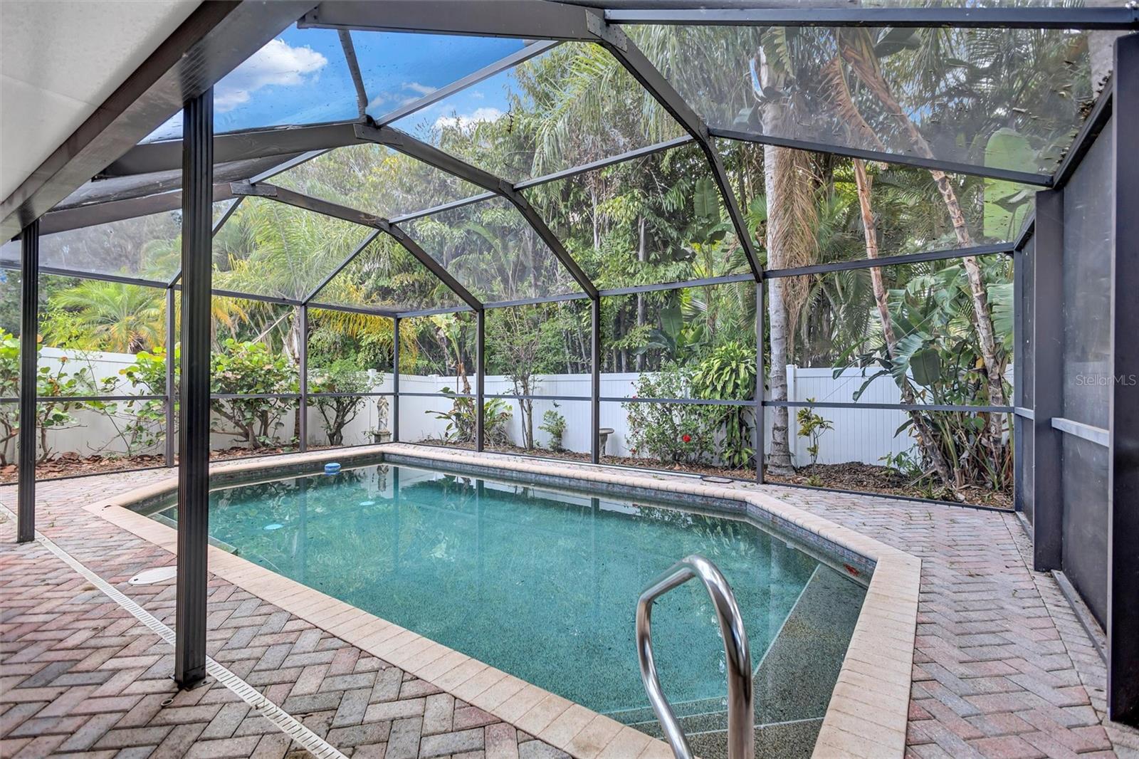HARBOR HEIGHTS ESTATES - Residential