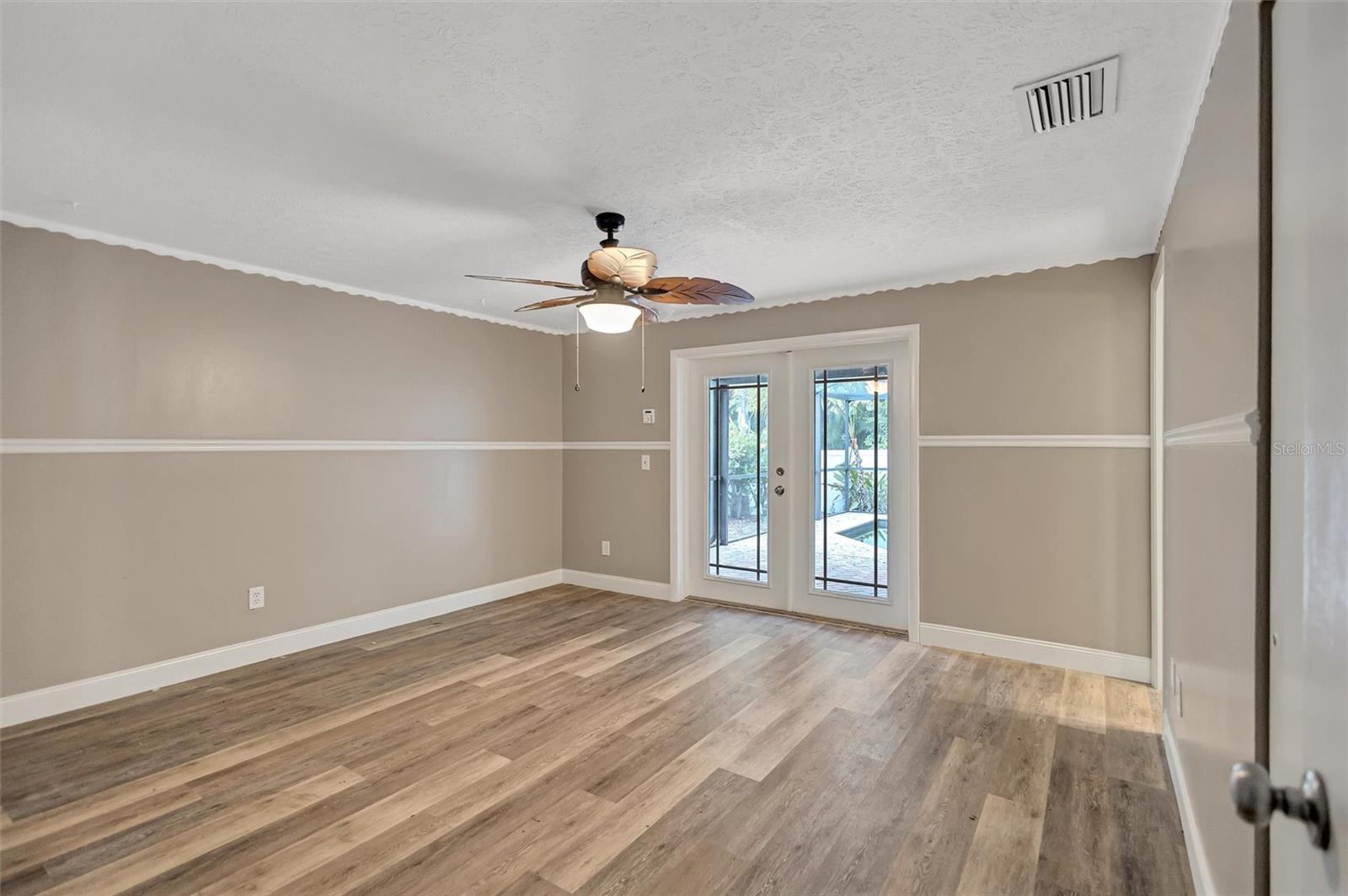 HARBOR HEIGHTS ESTATES - Residential