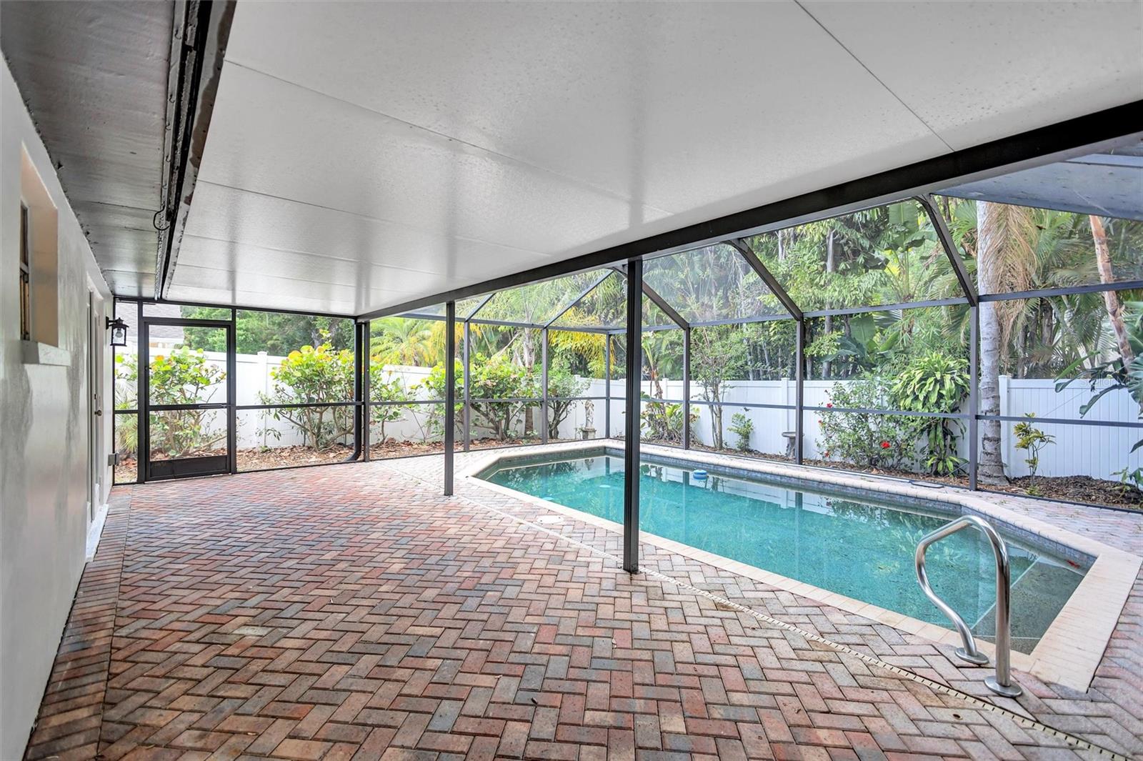 HARBOR HEIGHTS ESTATES - Residential