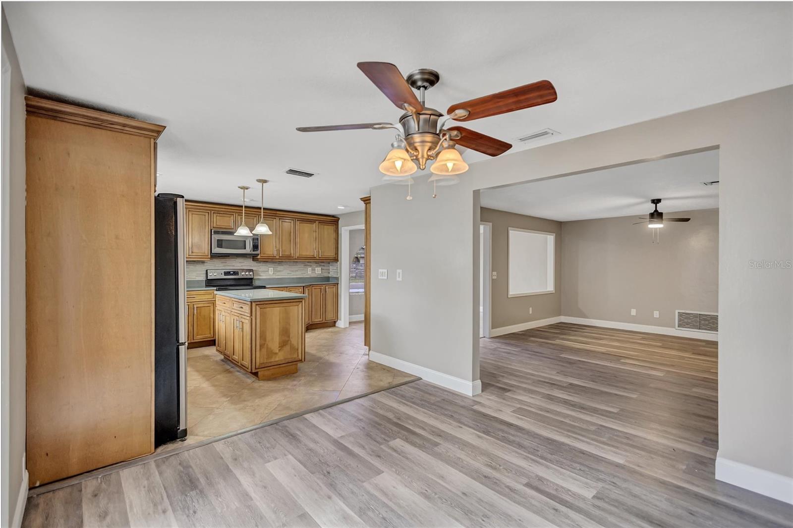 HARBOR HEIGHTS ESTATES - Residential