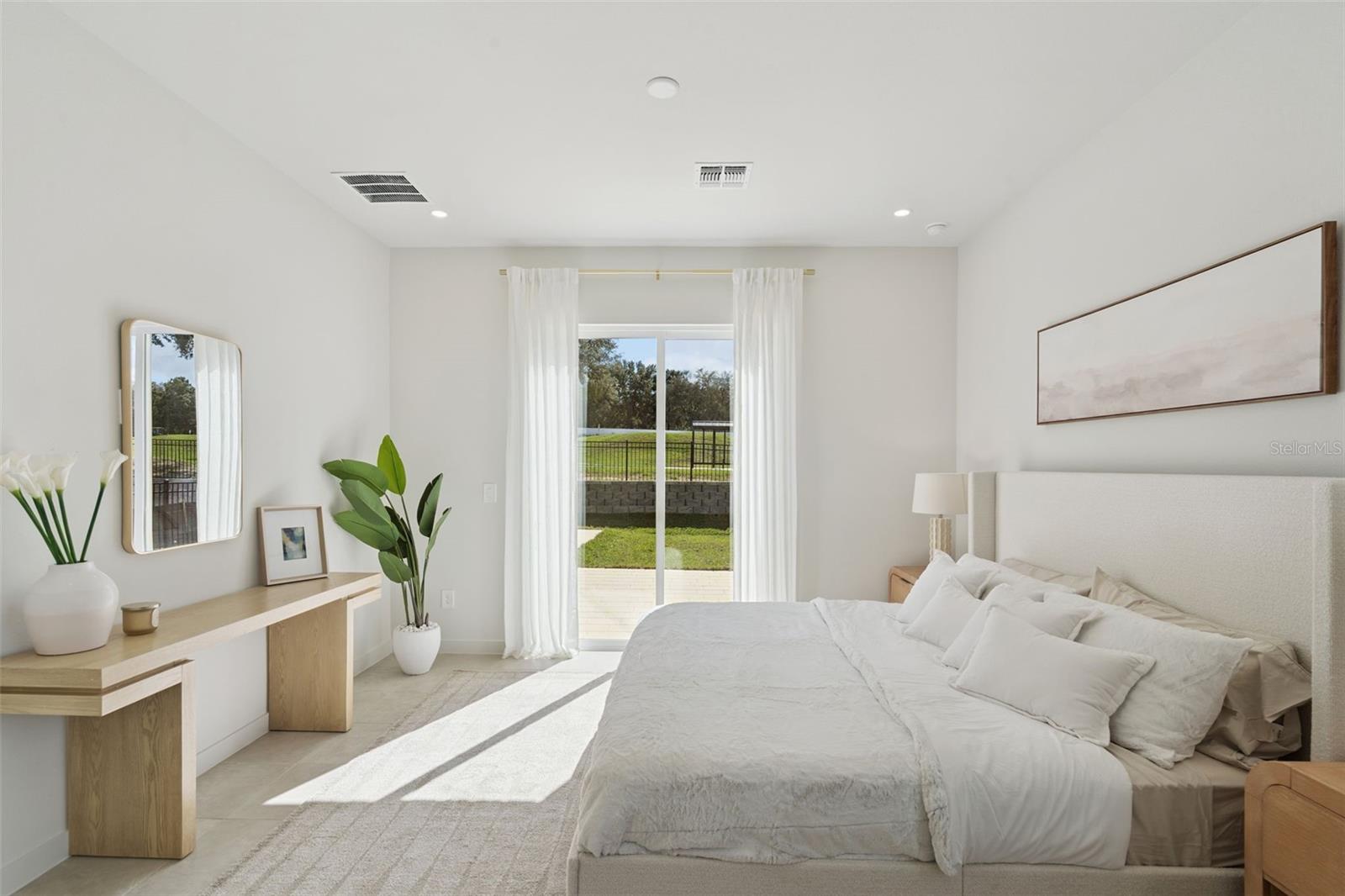 BOULEVARD OAKS AT LADY LAKE - Residential