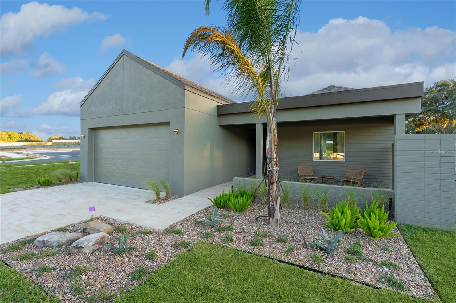 BOULEVARD OAKS AT LADY LAKE - Residential