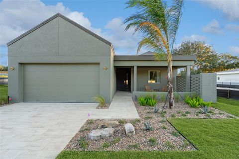 Photo of 430 Skyfield Court, Lady Lake, FL 32159 (MLS # G5104864)