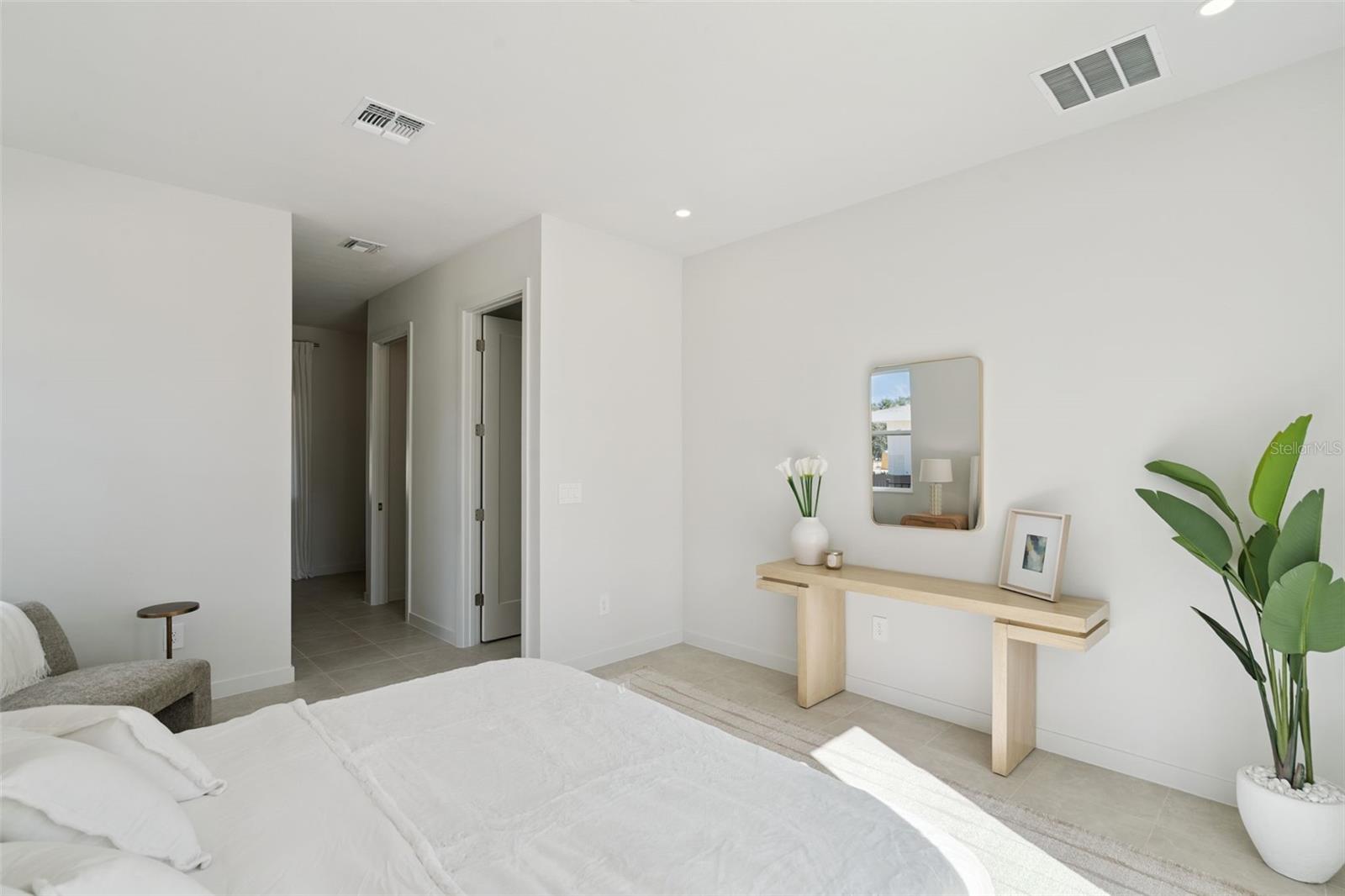 BOULEVARD OAKS AT LADY LAKE - Residential