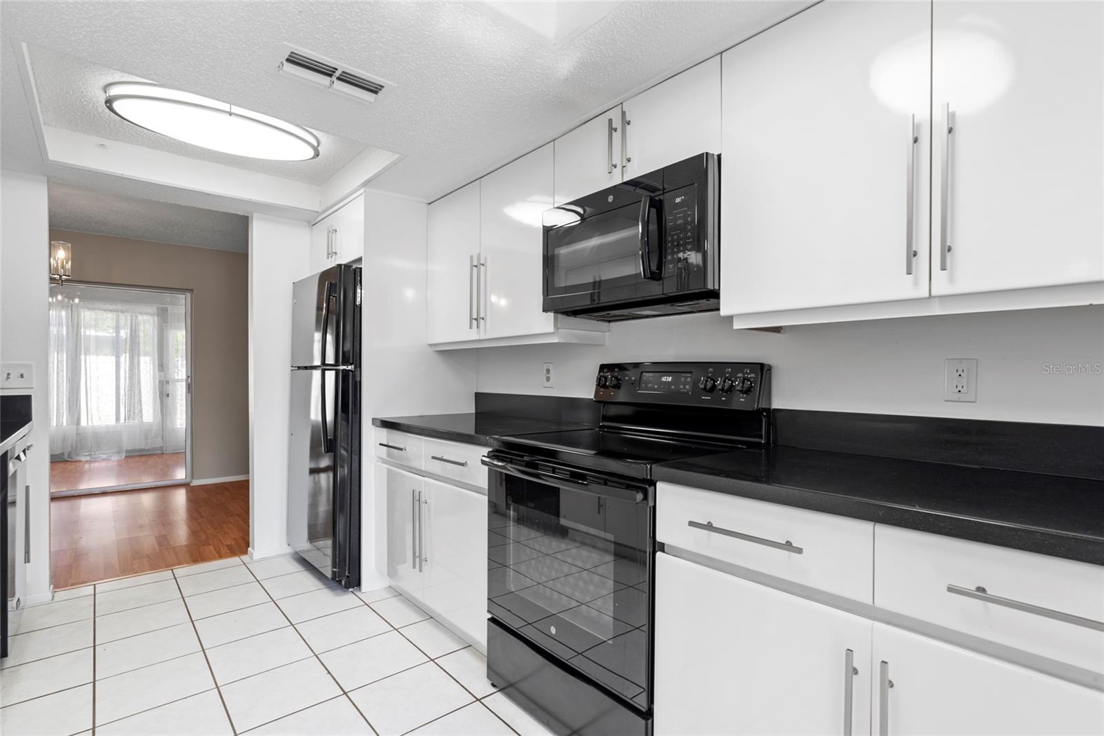 1033 BOWSPRIT LANE 1406