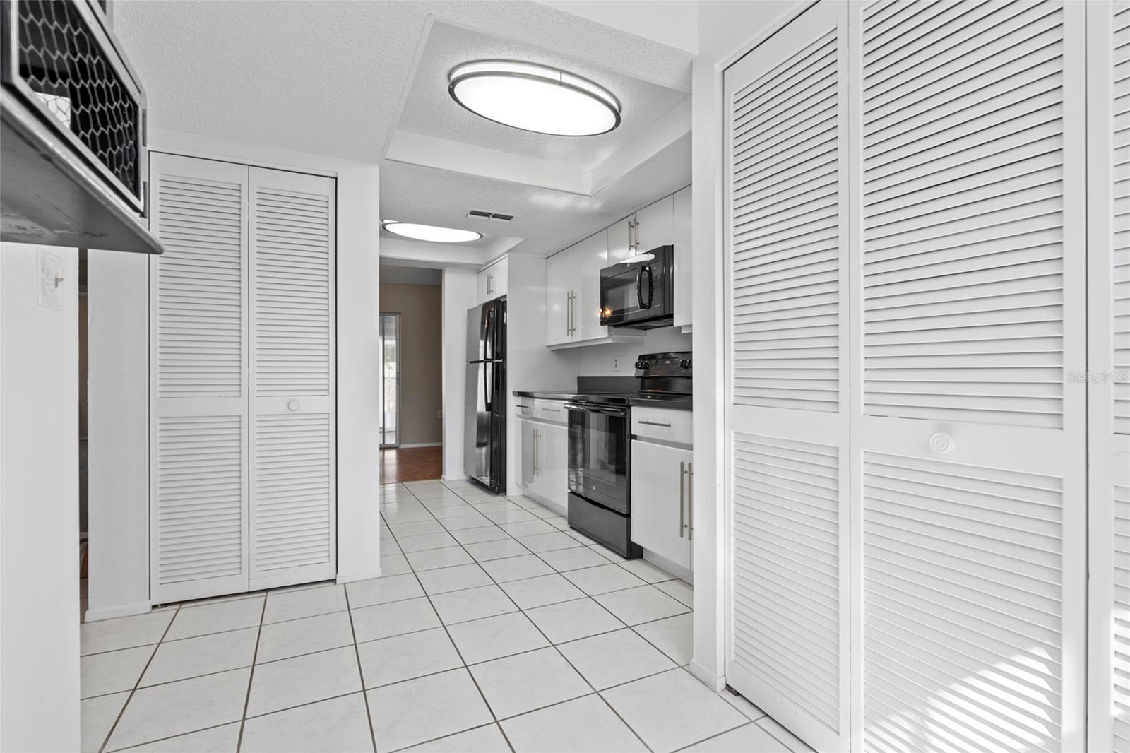 1033 BOWSPRIT LANE 1406