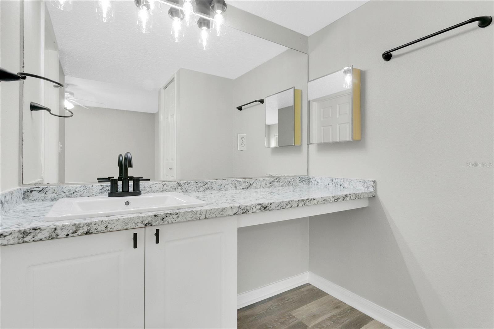 GRAND PALMS CONDO 4 PH 1 - Residential