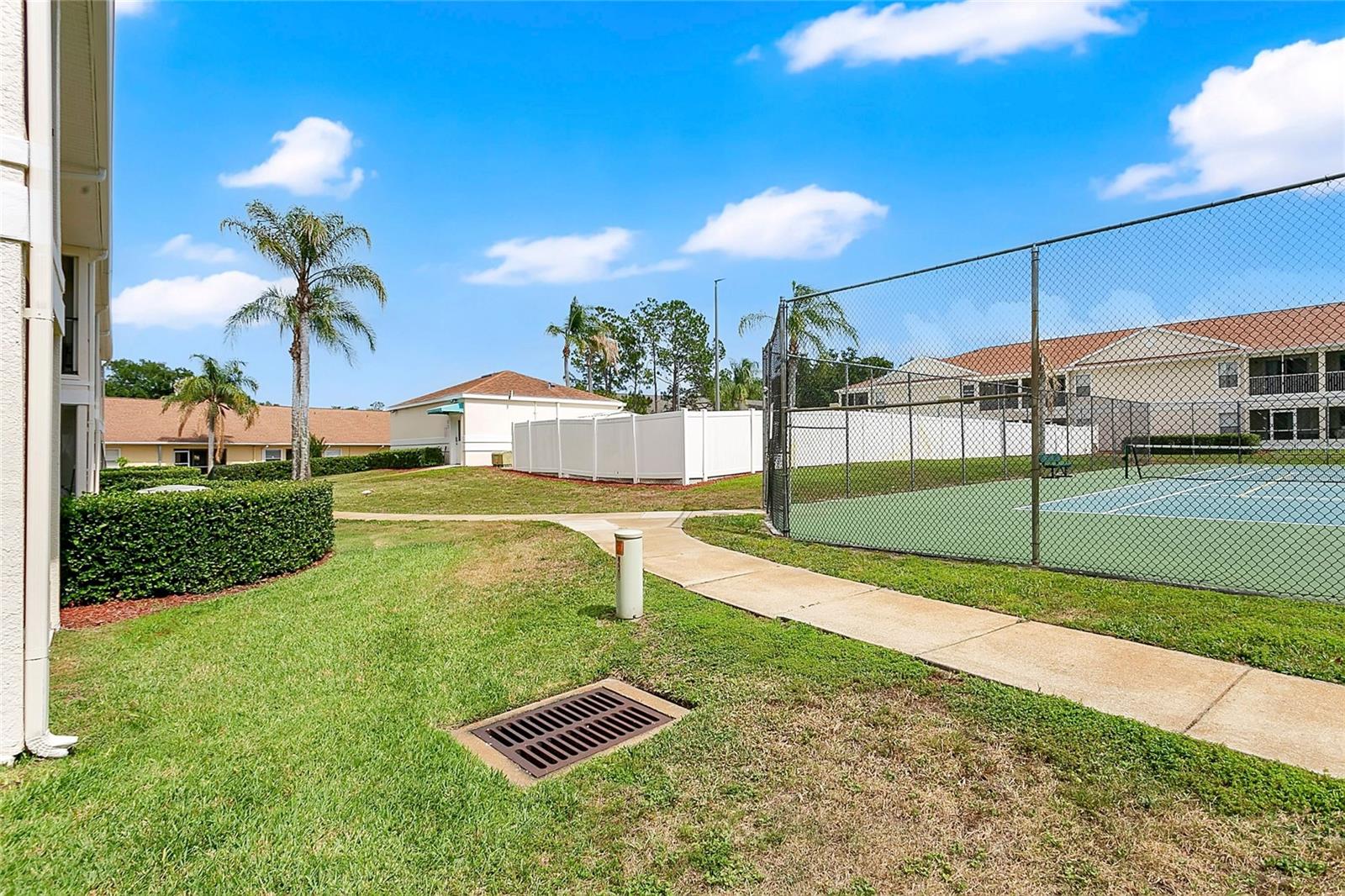 GRAND PALMS CONDO 4 PH 1 - Residential
