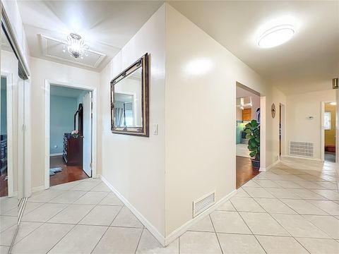 Tiny photo for 13206 Shore Drive, Winter Garden, FL 34787 (MLS # TB8457681)