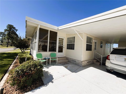 Tiny photo for 353 Hawthorne Boulevard, Leesburg, FL 34748 (MLS # G5119387)