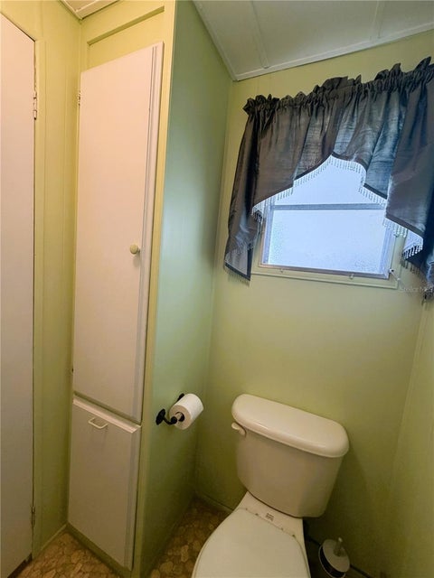 Tiny photo for 353 Hawthorne Boulevard, Leesburg, FL 34748 (MLS # G5119387)