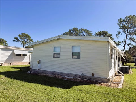 Tiny photo for 353 Hawthorne Boulevard, Leesburg, FL 34748 (MLS # G5119387)