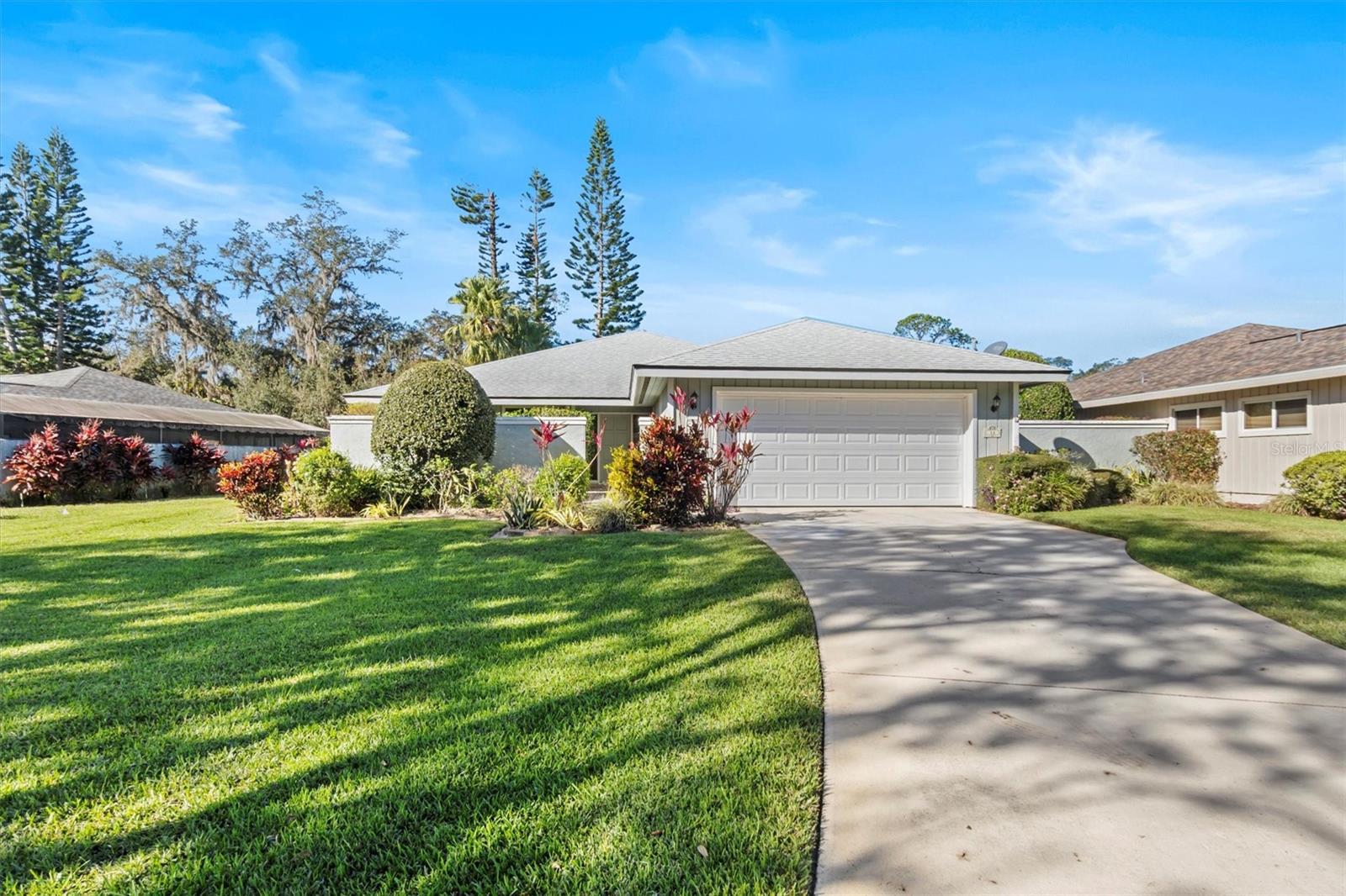 38 GRENEWOOD LANE