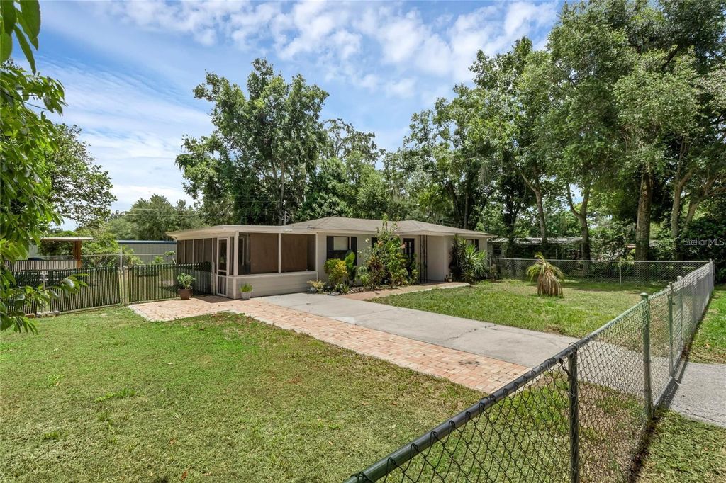 Photo of 6328 Georgia Avenue, Lakeland, FL 33813 (MLS # O6396404)