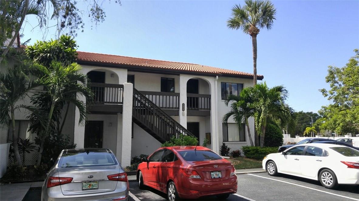 AVAILABLE MARCH 2025! Welcome to Castel Del Mare, also known as "Castle on the Bay"—a stunning waterfront community just minutes from Siesta Key! Nestled along Little Sarasota Bay (Intracoastal Waterway), beautifully remodeled 2-bedroom, 2-bath condo. Enjoy an updated kitchen and bathrooms, plus a covered lanai overlooking one of two sparkling pools. The community offers tennis courts, a clubhouse, a nature trail, Bay fishing, and easy access to fine and casual dining, a marina, and shopping—all just steps away! Inside, you’ll find 3 flat-screen TVs, a king bed in the master, and two sets of bunk beds in the guest room. Additional features include an in-unit washer/dryer and high-speed internet.