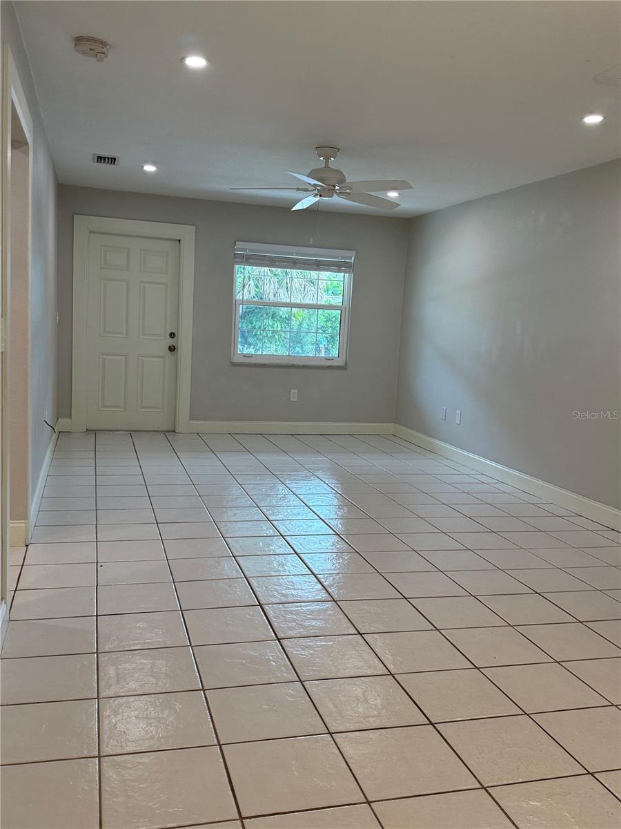 SPRING LAKE SUB ADD 1 - Residential Lease