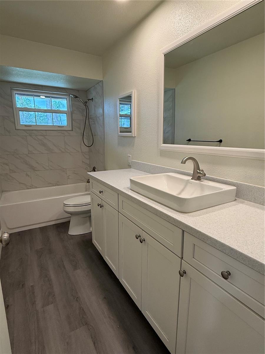 SPRING LAKE SUB ADD 1 - Residential Lease