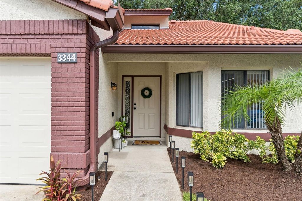 Photo of 3344 Gray Fox Cove #4, Apopka, FL 32703 (MLS # G5114939)